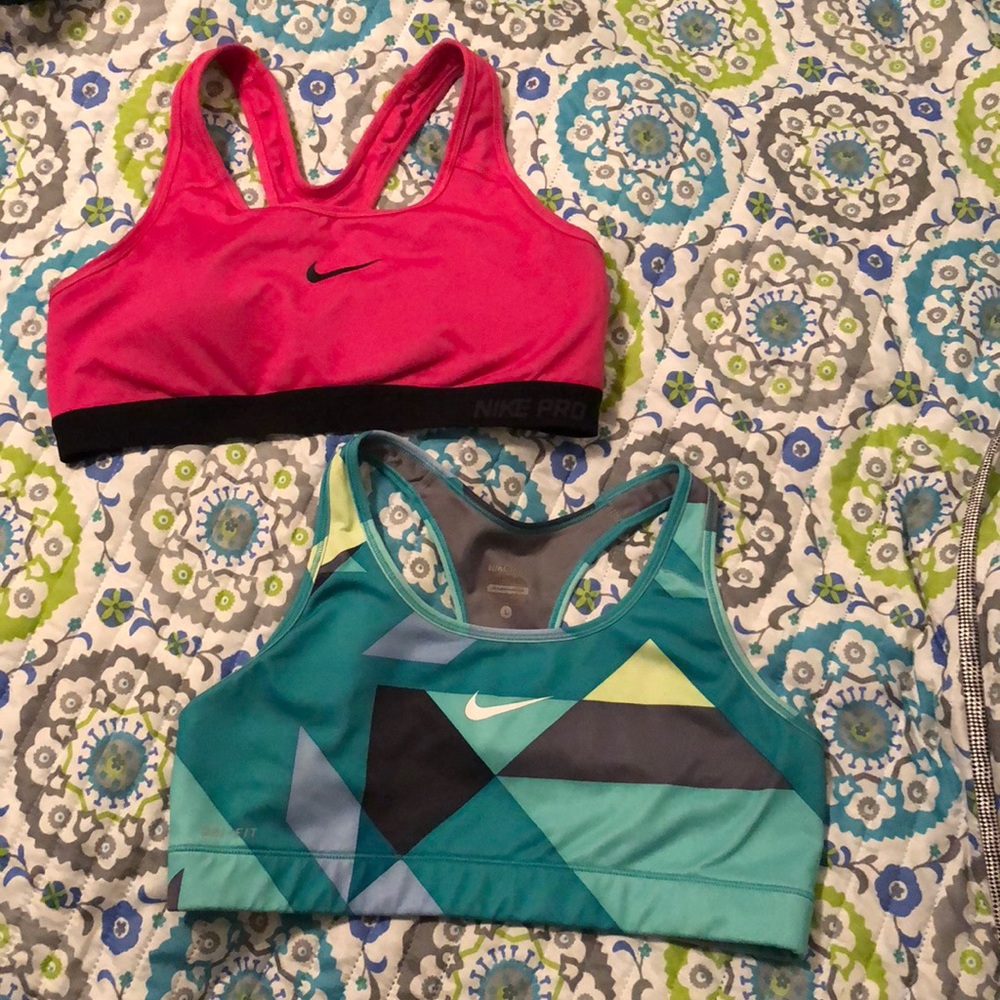 Nike Pro Sports Bra Bundle